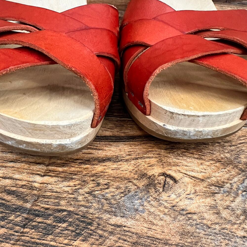Swedish Hasbeens Magdalena Red Leather Clog Sandals Women's 10 EU 40 Shoes - Picture 7 of 12